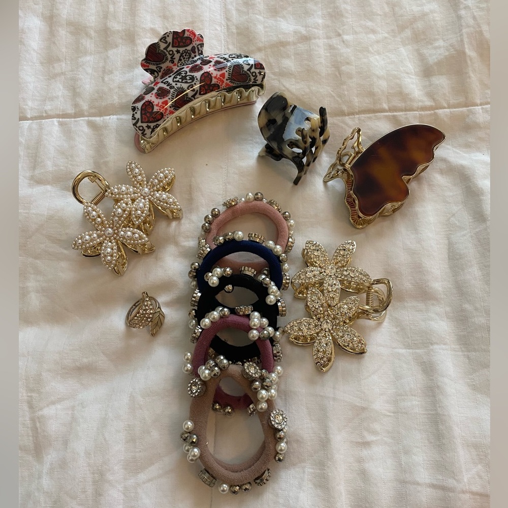 Claw Clips, Pearl Ponytails, and 1 ring